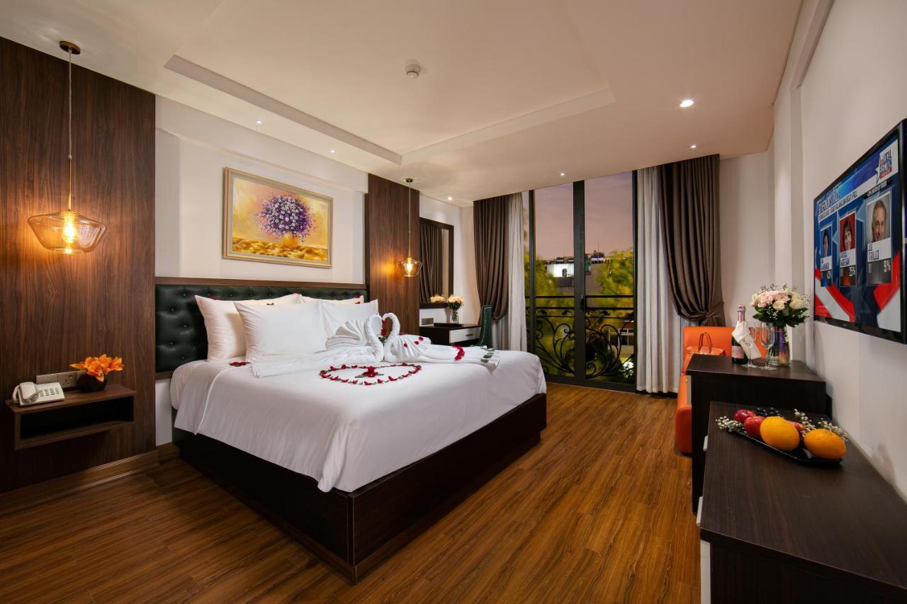 Và Du Lịch Aurora Hà Nội