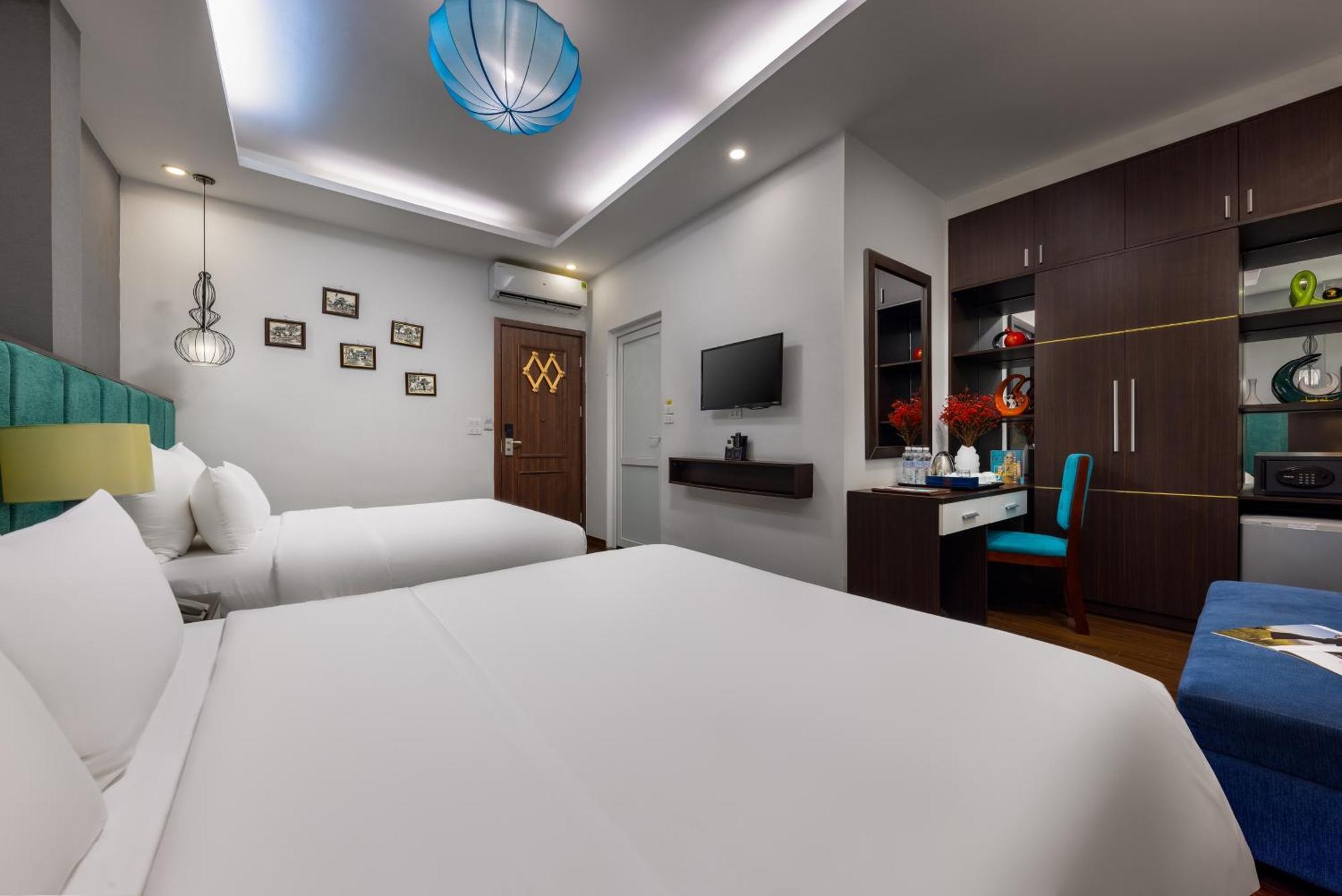 Khách sạn Và Du Lịch Aurora